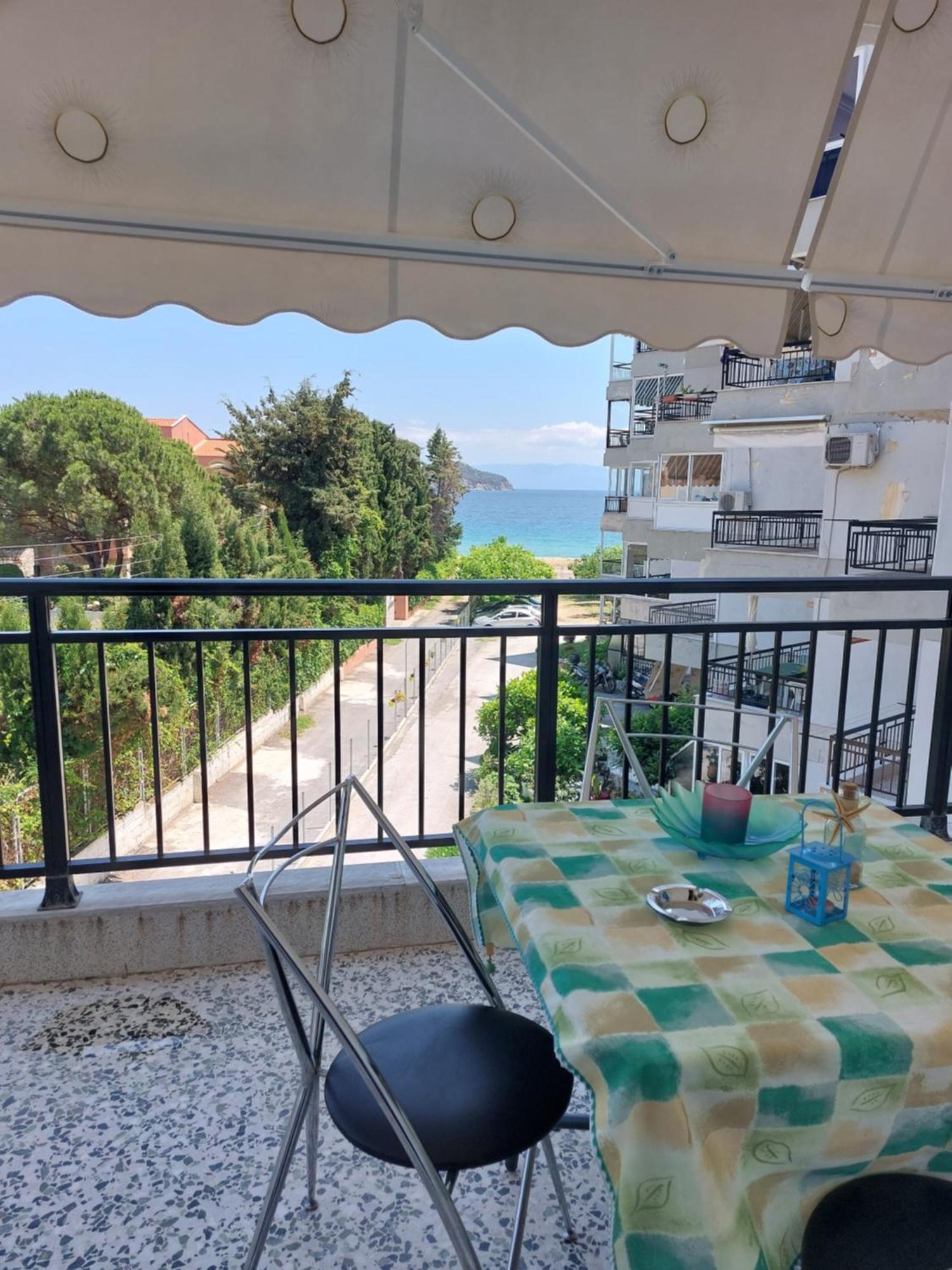 Luminosa Seaview Apartment Nea Iraklitsa Dış mekan fotoğraf