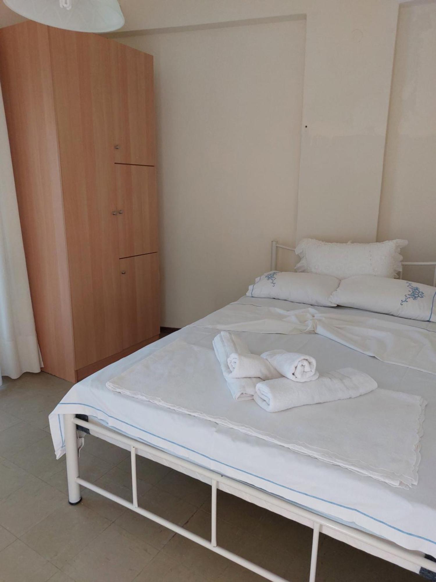 Luminosa Seaview Apartment Nea Iraklitsa Dış mekan fotoğraf